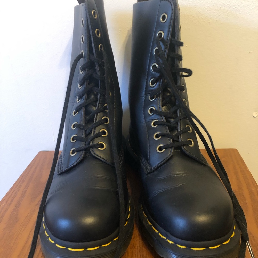 Dr.Martens 1940 Felix vegan mid calf